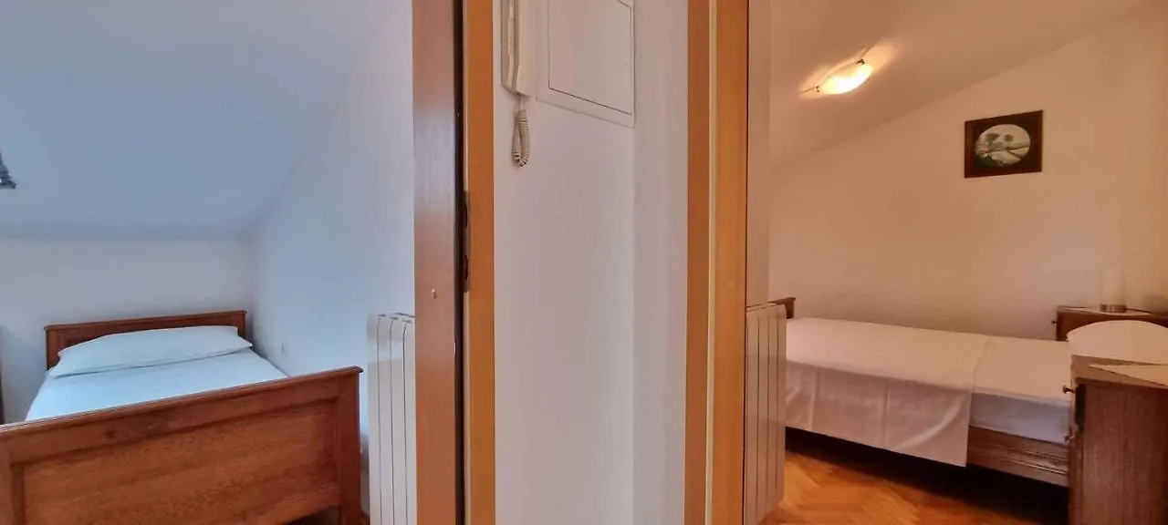 Apartment In Medulin With Two-Bedrooms 3