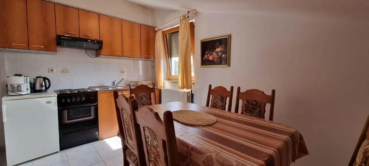 Apartment In Medulin With Two-Bedrooms 3