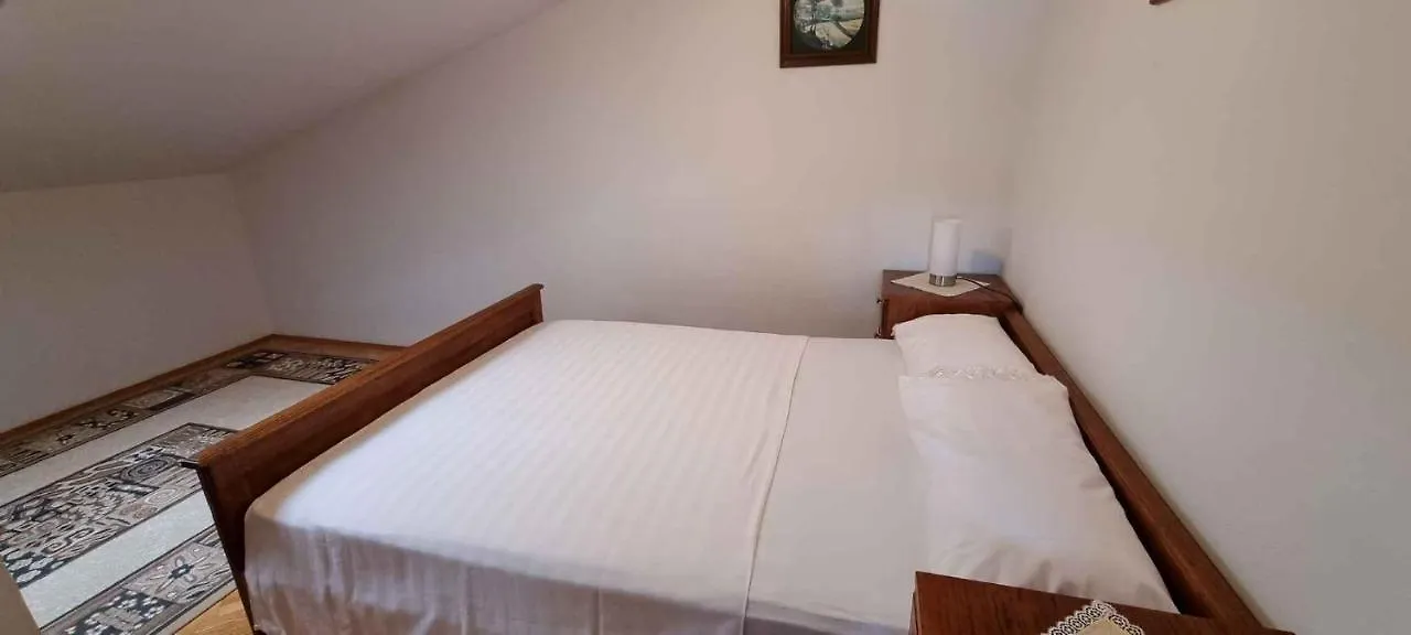 Apartment In Medulin With Two-Bedrooms 3 0*,
